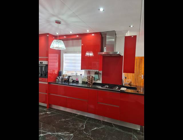 3 BEDROOM HOUSE FOR SALE IN BOSCHDAL